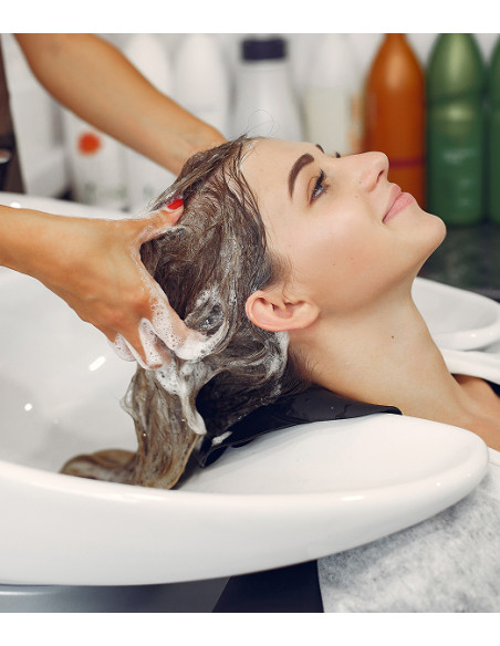 PELUQUERÍA A DOMICILIO